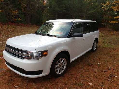 2014 Ford Flex FWD - cars & trucks - by owner - vehicle automotive... for sale in Marquette, MI