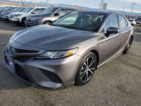 BEAUTIFUL CAR! 2018 Toyota Camry Hybrid SE 47 MPG! $99Down $340/mo... for sale in Helena, MT