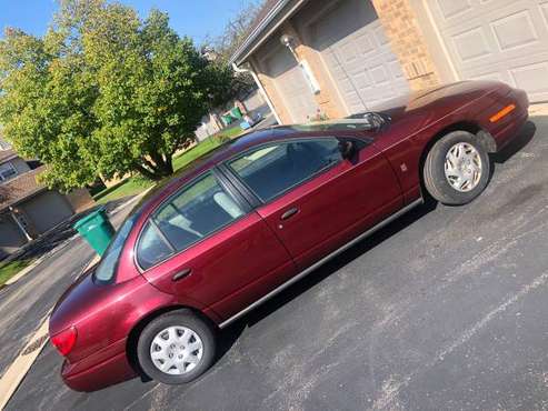 2001 Saturn SL1 for sale in milwaukee, WI
