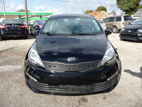2017 Kia Rio - cars & trucks - by dealer - vehicle automotive sale for sale in milwaukee, WI