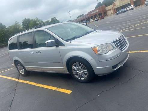 2008 Chrysler Town & Country Limited - - by dealer for sale in Winder, GA