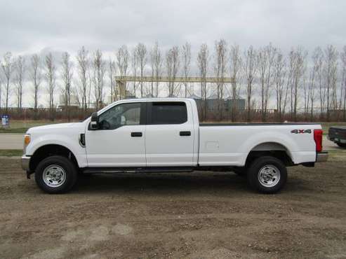 2017 FORD F250 - CREW CAB - LONG BOX (8ft) - 4X4 - 6 2 LITER V8 GAS for sale in Moorhead, ND