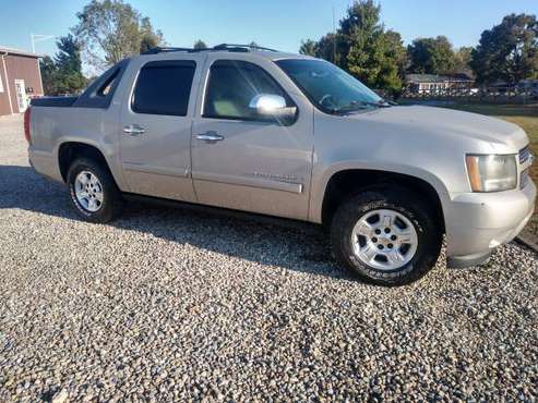 2007 Chevy Avalanche LTZ for sale in Trenton, OH
