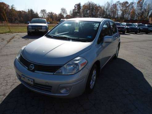 Nissan Versa automatic 4cyl Great MPG Low Miles *1 Year Warranty* -... for sale in Hampstead, MA