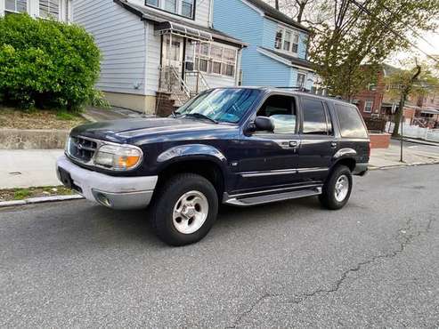 1999 FORD EXPLORER 4WD XLT - - by dealer - vehicle for sale in Fresh Meadows, NY