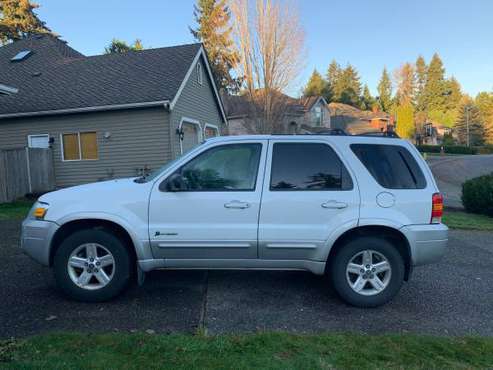 2005 Ford Escape Sport Hybrid AWD - cars & trucks - by owner -... for sale in SAMMAMISH, WA