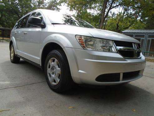 2010 DODGE JOURNEY SE RUNS DRIVES GREAT SUPER CLEAN for sale in Lake Worth, TX