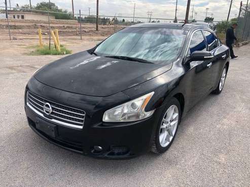 2009 Nissan Maxima S clean title for sale in El Paso Texas 79915, TX