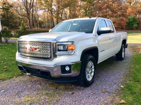 2015 GMC Sierra 4x4 - cars & trucks - by owner - vehicle automotive... for sale in Hingham, MA