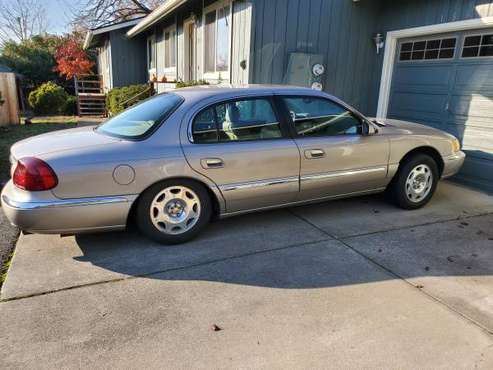 1999 Lincoln Continental - cars & trucks - by owner - vehicle... for sale in Grants Pass, OR