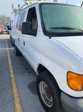 Ford Econoline - cars & trucks - by owner - vehicle automotive sale for sale in Chattanooga, TN