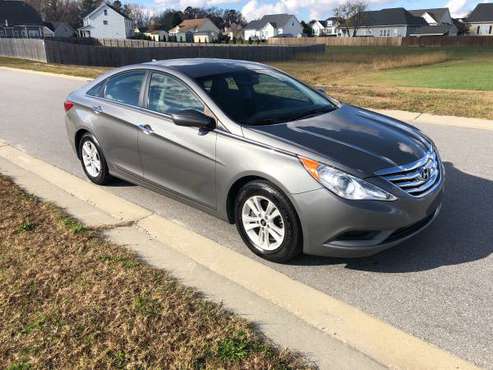 Hyundai Sonata 2013 - cars & trucks - by owner - vehicle automotive... for sale in Fuquay-Varina, NC
