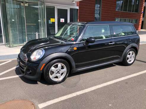2011 Mini Cooper Clubman, 3 door, clean carfax, low miles - cars & for sale in Stratford, CT