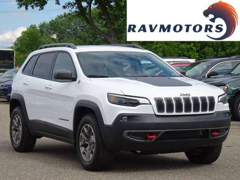 2020 Jeep Cherokee Trailhawk 4x4 4dr SUV 10506 Miles - cars & trucks... for sale in Burnsville, MN