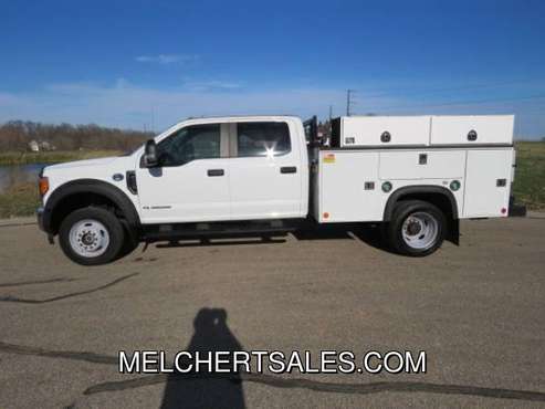 2017 FORD F450 CREW CAB CHASSIE DRW DIESEL 4WD UTILITY/SERVICE NEW... for sale in Neenah, WI