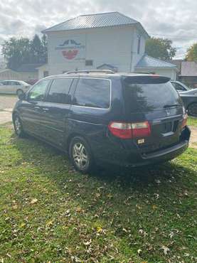 2005 Honda Odyssey - cars & trucks - by dealer - vehicle automotive... for sale in Trinway, OH