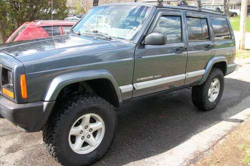 2001 Jeep Cherokee Sport SE 4x4 for sale in Framingham, MA