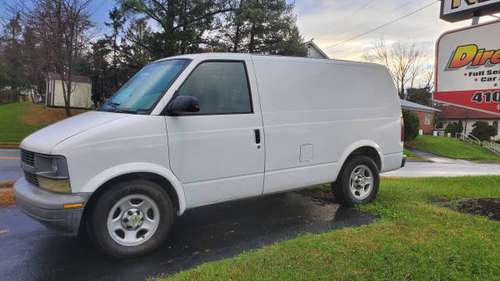 2005 Chevy Astro Van - cars & trucks - by owner - vehicle automotive... for sale in Rosedale, MD