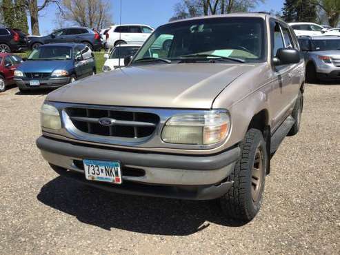 1998 Ford Explorer 4x4 - - by dealer - vehicle for sale in Saint Paul, MN