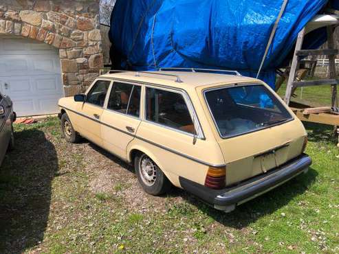 1980 Mercedes Wagon for Parts or Restore for sale in West Chester, PA