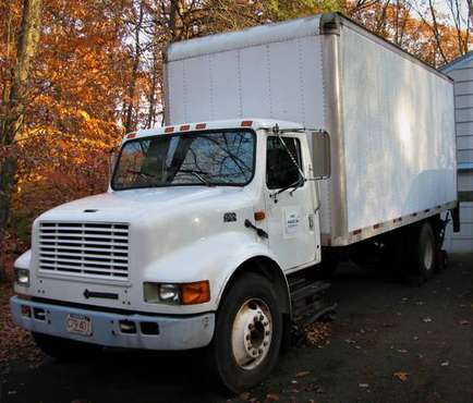 20' International Box Truck - cars & trucks - by owner - vehicle... for sale in Hadley, MA