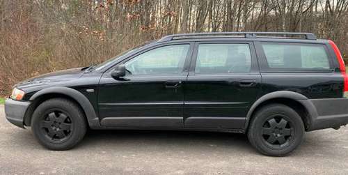 2003 VOLVO XC70...GREAT AWD WINTER CAR! - cars & trucks - by dealer... for sale in East Windsor, MA