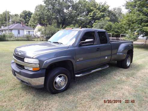 2001 CHEVY 3500 LT 4-DR DIESEL DUALLY, NICE TRUCK ! GREAT PRICE ! for sale in Experiment, GA