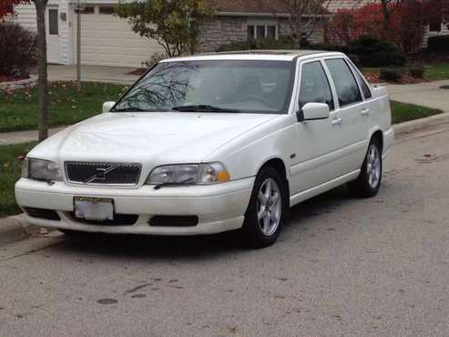 98 Volvo S70 - cars & trucks - by owner - vehicle automotive sale for sale in Dublin, OH