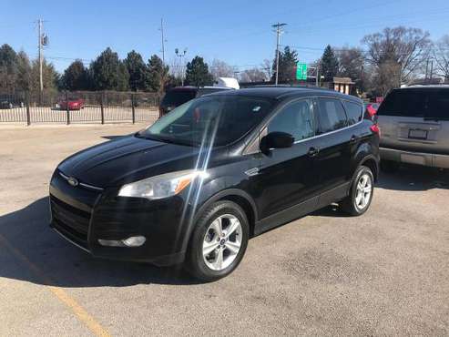 2014 Ford Escape SE - Guaranteed Approval-Drive Away Today! - cars & for sale in Oregon, OH