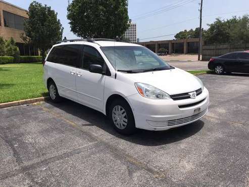 2004 Toyota Sienna - cars & trucks - by owner - vehicle automotive... for sale in Houston, TX