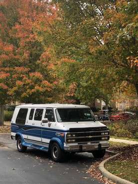 1995 Chevy G20 - cars & trucks - by owner - vehicle automotive sale for sale in Huntersville, NC