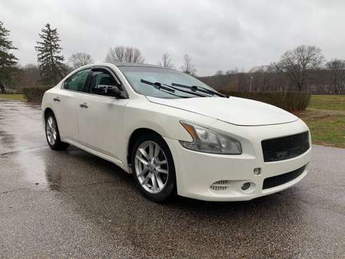 2010 NISSAN MAXIMA - cars & trucks - by dealer - vehicle automotive... for sale in Attleboro, MA