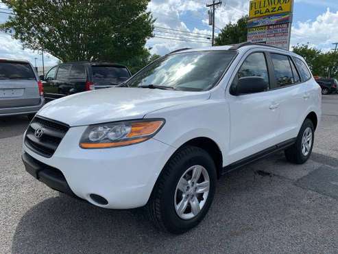 2009 Hyundai Santa Fe GLS ONE OWNER! BRAND NEW TIRES! - cars & for sale in Matthews, NC