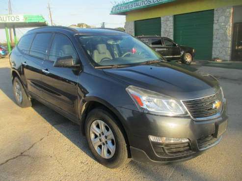 2014 Chevy Traverse - cars & trucks - by dealer - vehicle automotive... for sale in Austin, TX