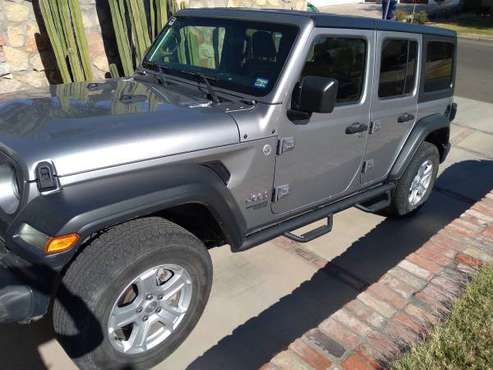 2018 JEEP WRANGLE UNLIMITED - cars & trucks - by owner - vehicle... for sale in El Paso, TX