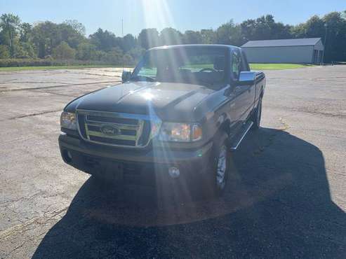 2011 Ford Ranger XLT 4x4 Super Cab 2 OWNERS NO ACCIDENTS for sale in Grand Blanc, MI