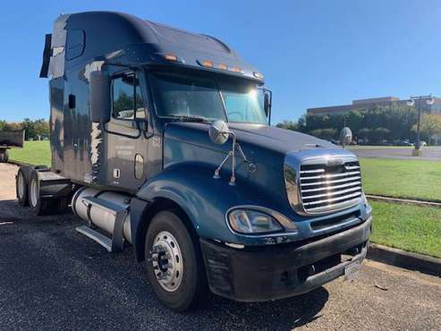 04' Freightliner - cars & trucks - by owner - vehicle automotive sale for sale in Montgomery, AL