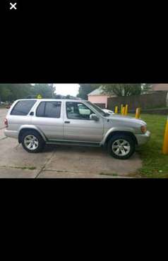 2002 nissan pathfinder 4x4 for sale in Rochester, MN