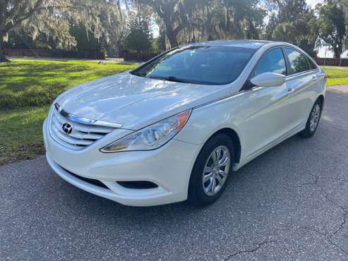2011 Hyundai Sonata 4 cyl Clean Title Excellent Condition - cars &... for sale in TAMPA, FL