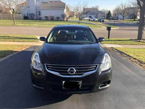 2012 Nissan Altima 2.5 S Sedan - cars & trucks - by owner - vehicle... for sale in South Elgin, IL