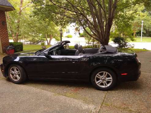 Mustang Convertible - cars & trucks - by owner - vehicle automotive... for sale in Williamsburg, VA