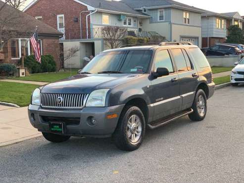 2002 Mercury Mountaineer!! Super Clean!! - cars & trucks - by owner... for sale in Lawrence, NY