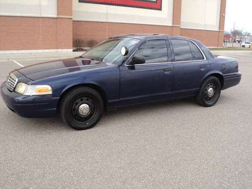 2009 Ford Crown Victoria with 115K Miles - - by dealer for sale in Clawson, MI