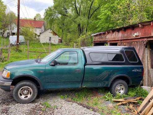 2000 f150 blown engine (Doesnt drive) for sale in New Paltz, NY