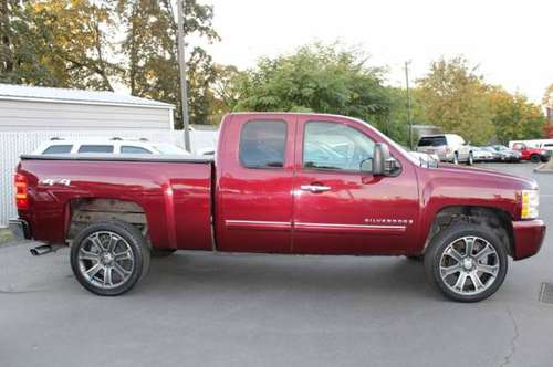 2009 Chevrolet Silverado 1500 4WD Ext Cab 143.5 LT for sale in Albany, OR