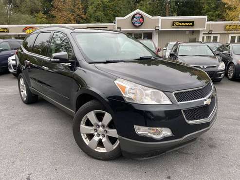 2012 CHEVROLET TRAVERSE LT // V6 // AWD // Backup Camera // Roof... for sale in Analomink, PA