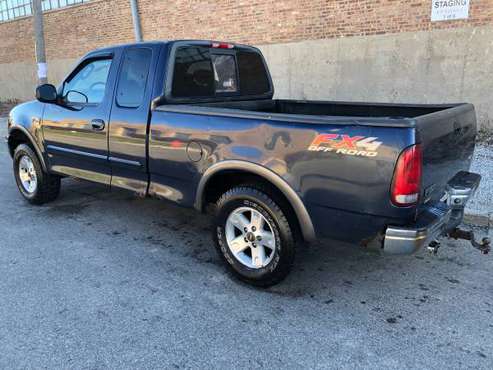 2003 Ford F-150 4x4 - cars & trucks - by owner - vehicle automotive... for sale in Chicago, IL