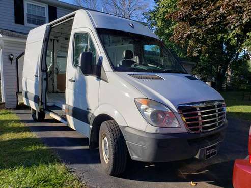 2007 Freightliner Sprinter 2500 - cars & trucks - by owner - vehicle... for sale in East Syracuse, NY