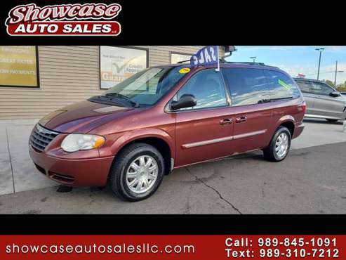 AFFORDABLE!! 2007 Chrysler Town & Country LWB for sale in Chesaning, MI