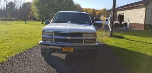 1995 CHEVY TAHOE 4x4 (ARIZONA TRUCK) for sale in Eden, NY